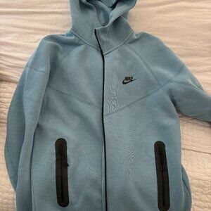 Nike Tech Men's Sweatshirt, Size Medium, NWT